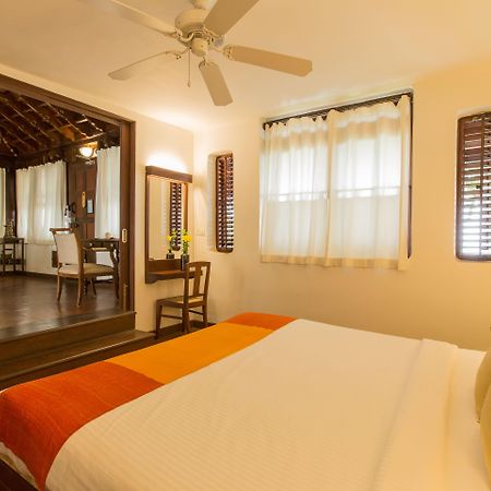 Coconut Lagoon Kumarakom - A Cgh Earth Experience Exterior photo