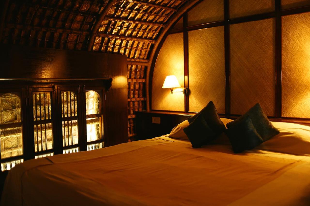 Coconut Lagoon Kumarakom- A Cgh Earth Experience Hotel Exterior photo