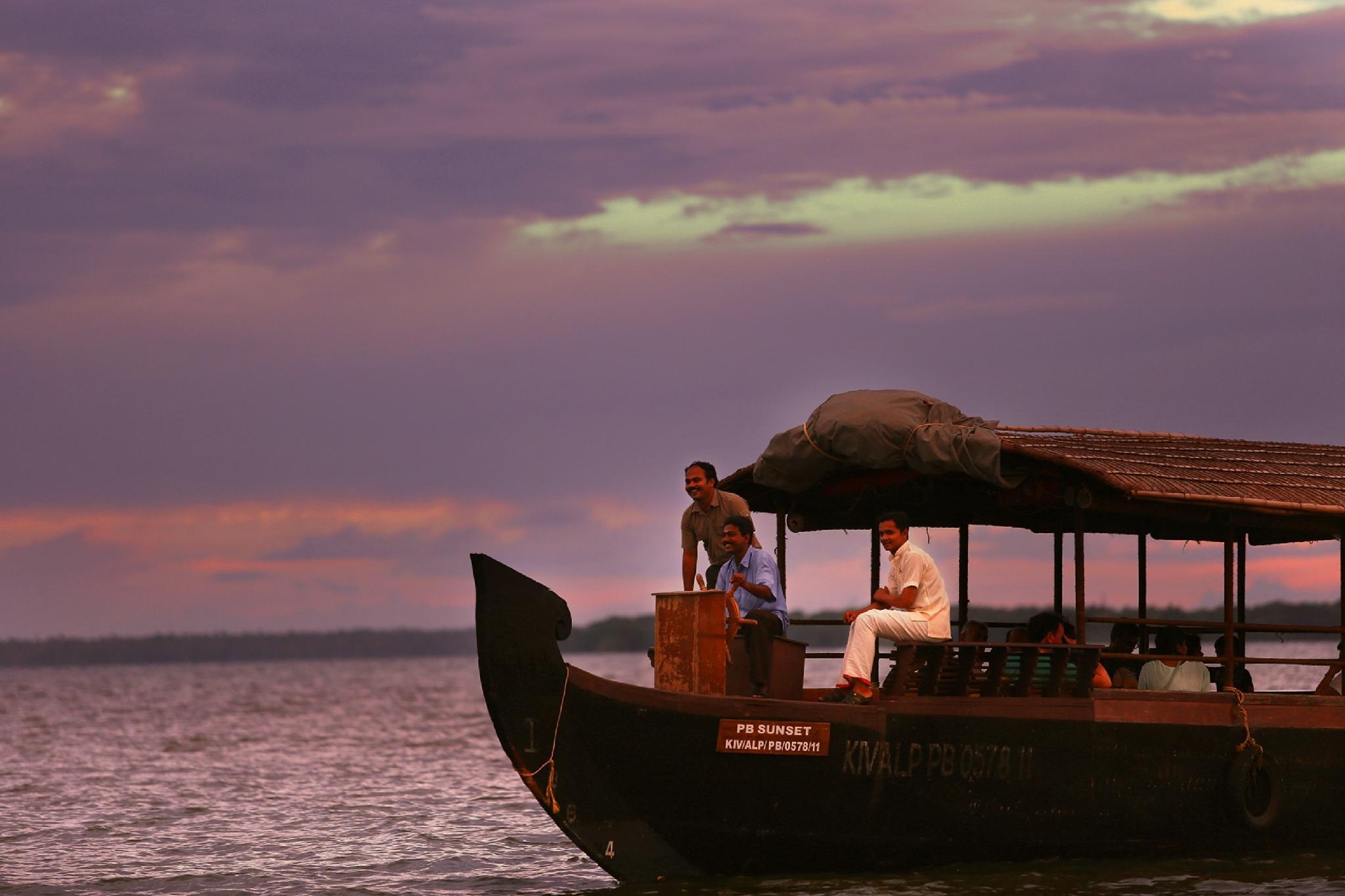 Coconut Lagoon Kumarakom - A Cgh Earth Experience Exterior photo