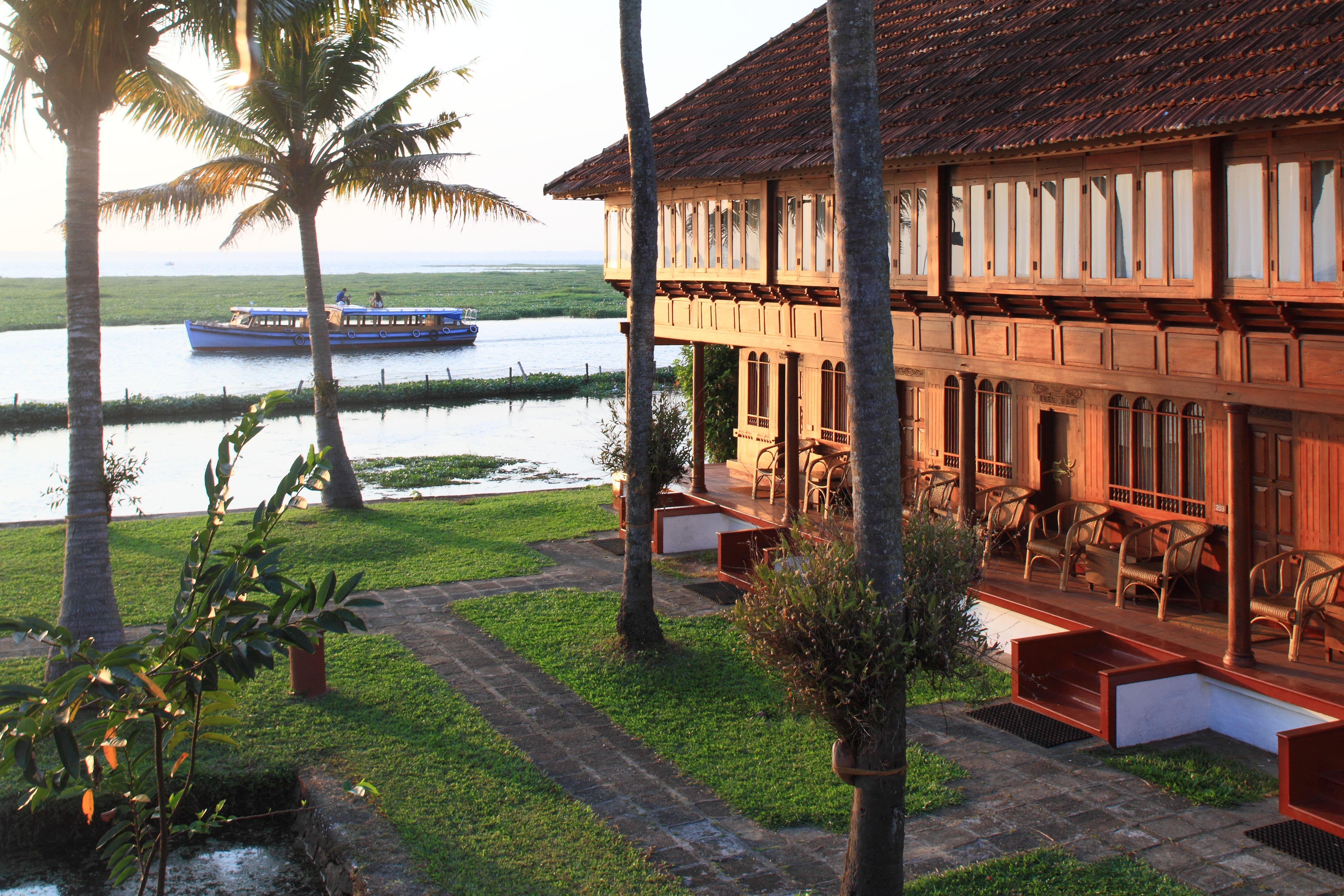 Coconut Lagoon Kumarakom - A Cgh Earth Experience Exterior photo