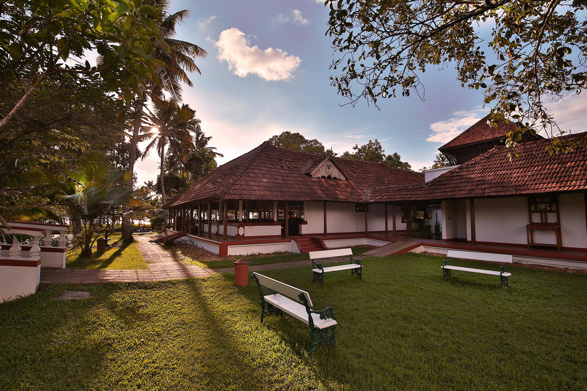 Coconut Lagoon Kumarakom- A Cgh Earth Experience Hotel Exterior photo